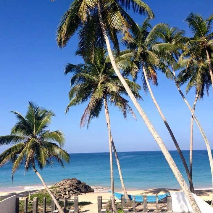 Rainbow Beach Hotel Хиккадува Экстерьер фото